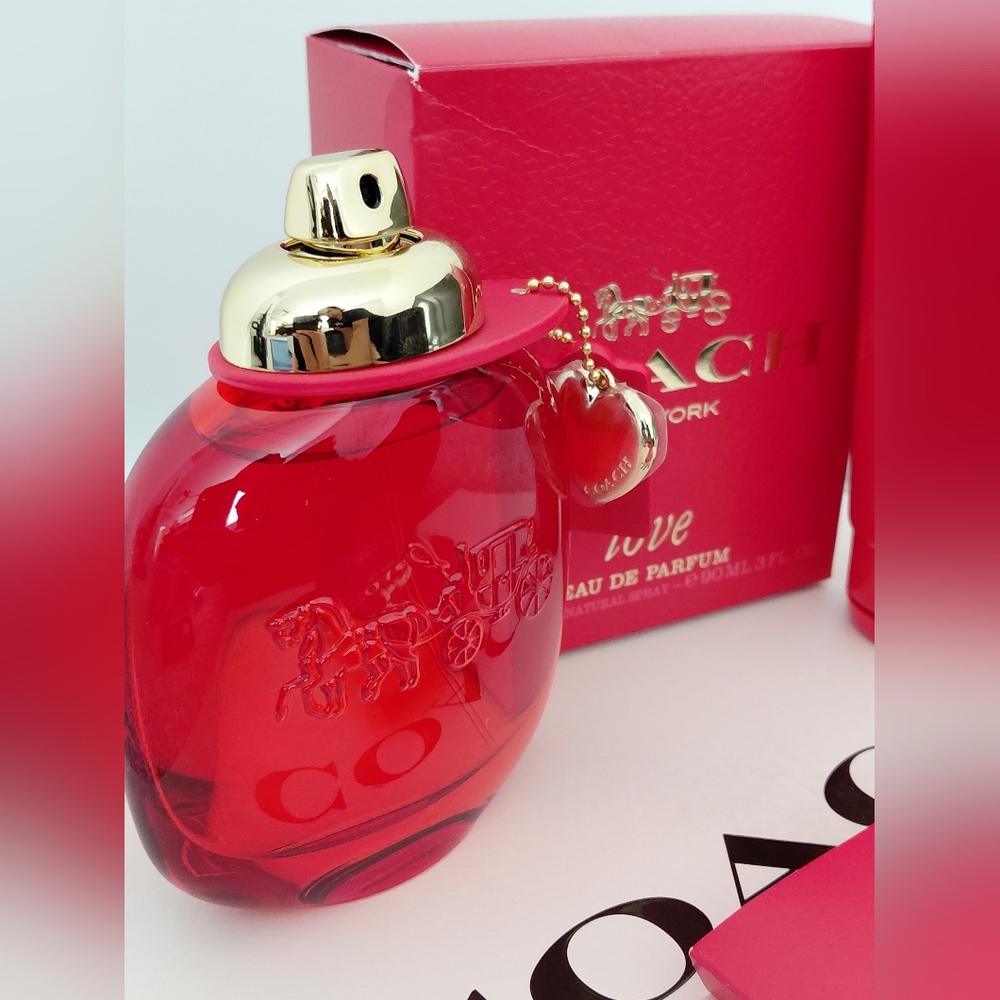 Coach Love Eau De Parfum 3 Piece Pouch Set - Picture 5 of 9